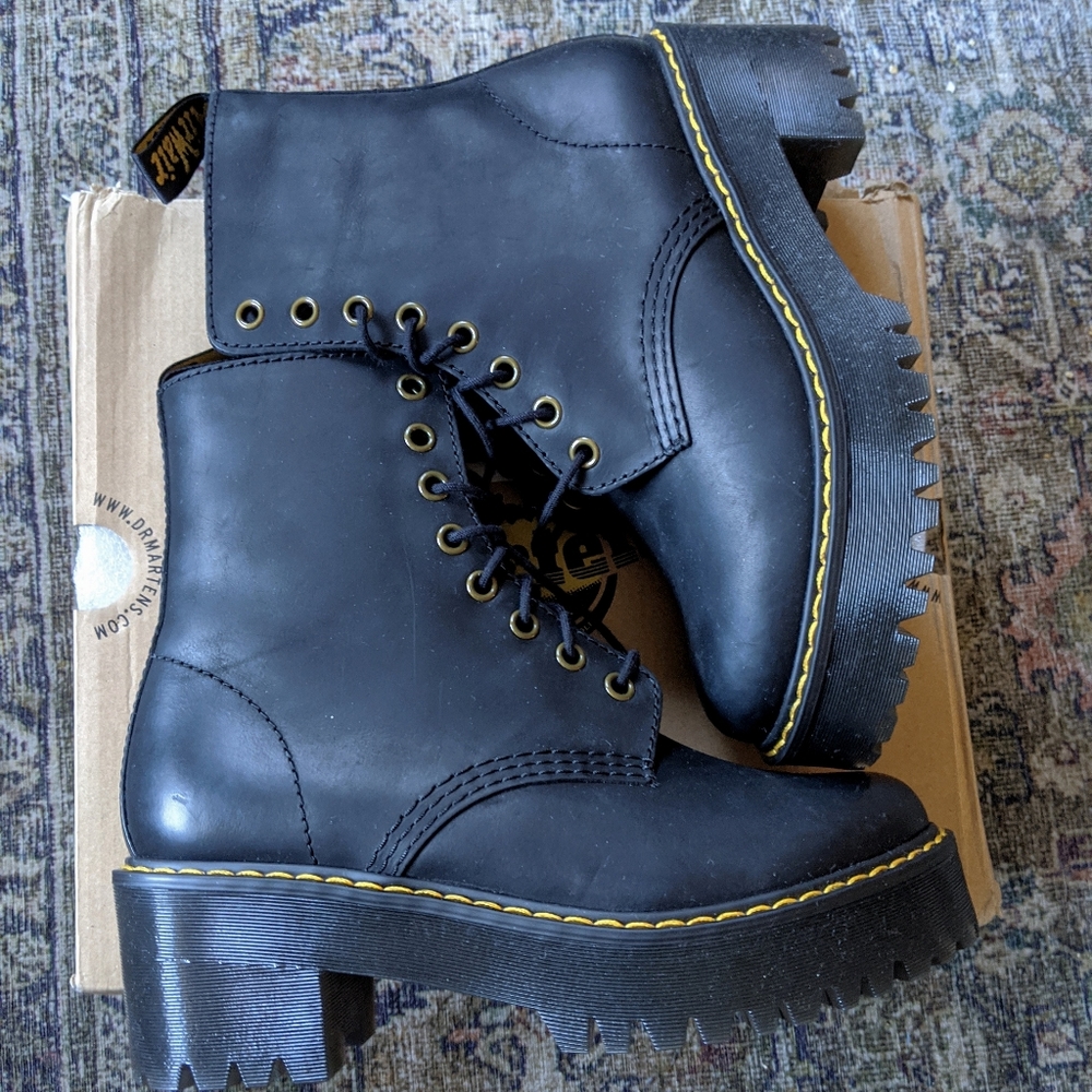 Dr. Martens Shriver Hi Boots